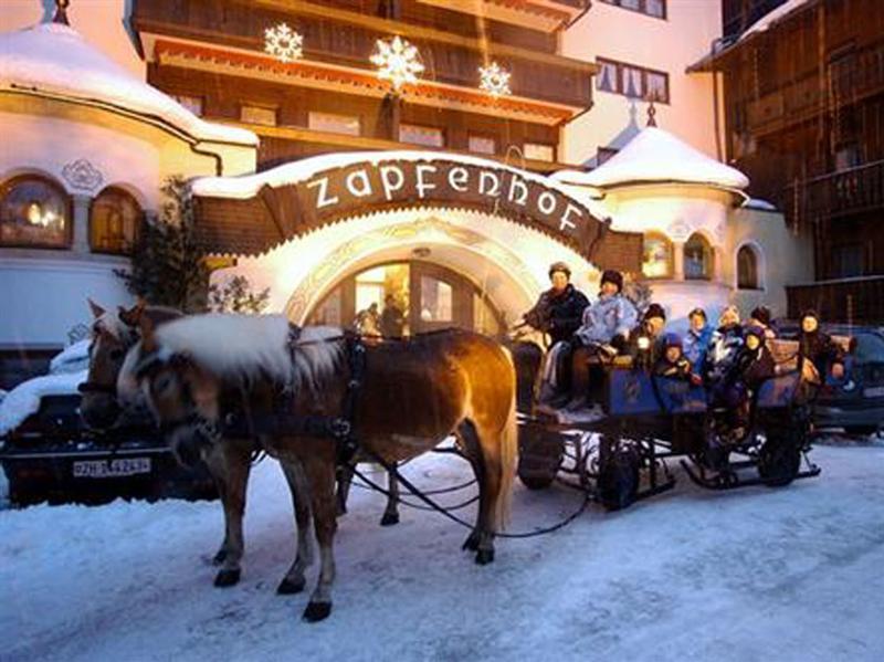 Hotel Landgut Zapfenhof Zellbergeben Екстер'єр фото